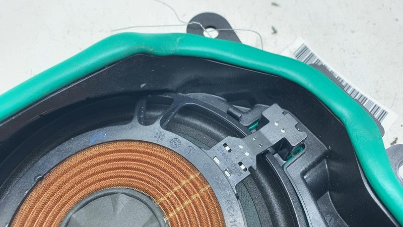 ⭕ 2017-2023 BMW 540i Right Side Center Subwoofer Audio Speaker RH 6513