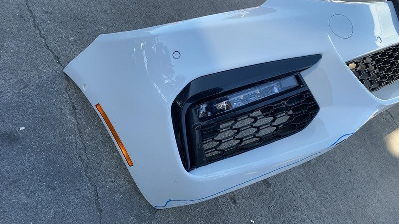 2018-2020 BMW 530e Front Bumper Cover Assy w Park Sensor & Park Light  White 300