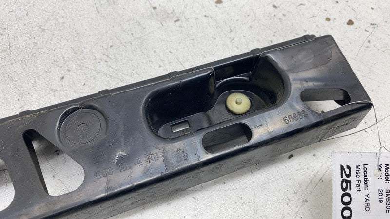 51777387348 2017-2022 BMW 530e Rear Right Skirt Rocker Molding Panel Support Mount Bracket