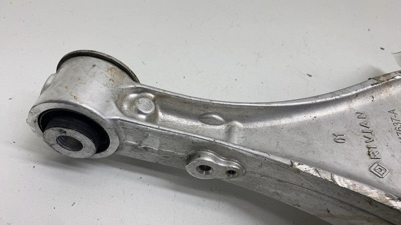 PT01147637A ⭕ 2025 Rivian R1S Front Right Suspension Lower Control Arm AWD OEM PT01147637-A