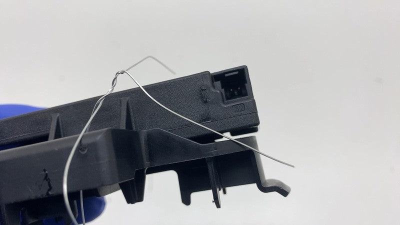 4M0 907 247 ⭕19-24 Porsche Cayenne Keyless Entry Antenna Control Module w/ Bracket 4M0907247