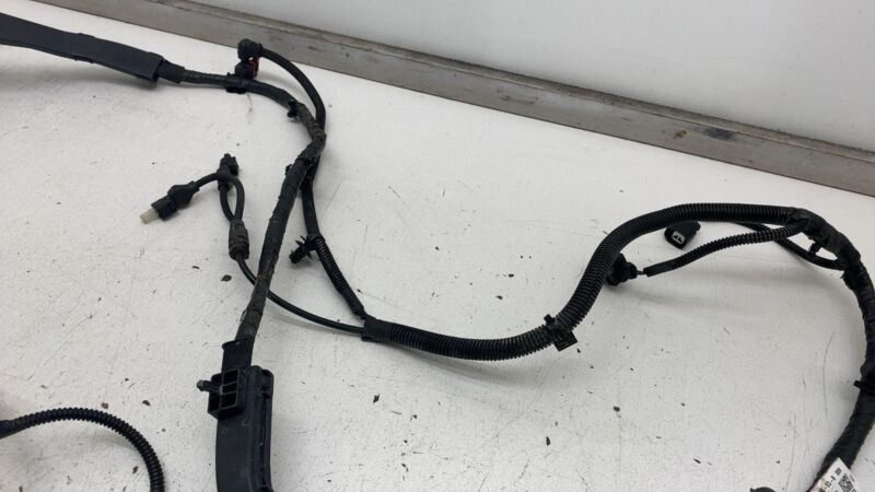 200443003B ⭕16-20 Tesla Model S Rear Bumper Subframe Wiring Harness Cable Wire 2004430-03-B