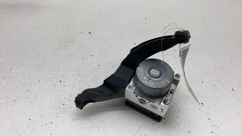 6888062 ⭕ 16-19 Mini Cooper S ABS Anti Lock Brake Pump Control Module Unit 34516799814