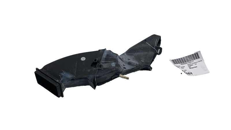 6166 7 388 733 2017-2022 BMW 530e G30 Front Passenger Windshield Cowl Water Drain Channel Right