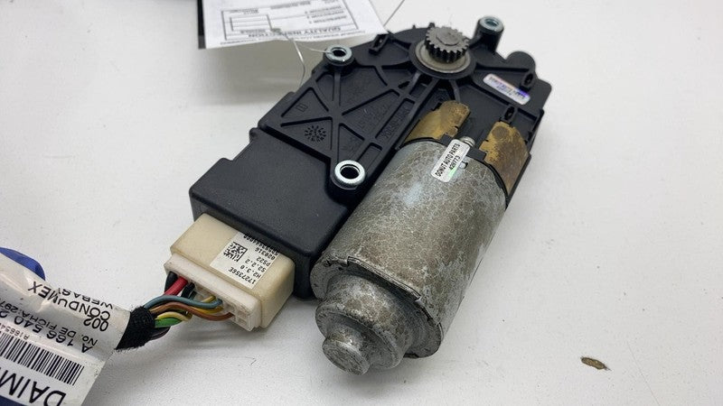 A1668200208 Mercedes-Benz GLE350 Panoramic Sunroof Sun Shade Motor +  Wire Harness Connector