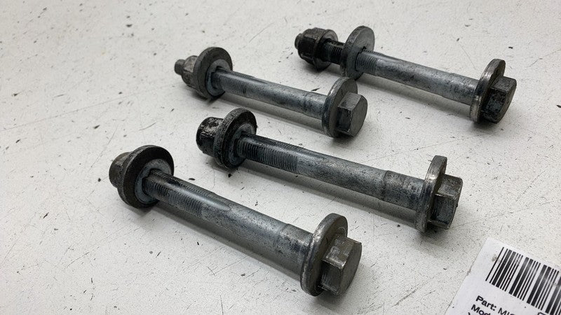 ⭕ 2017-2020 Maserati Levante Front Suspension Control Arm Wishbone Bol