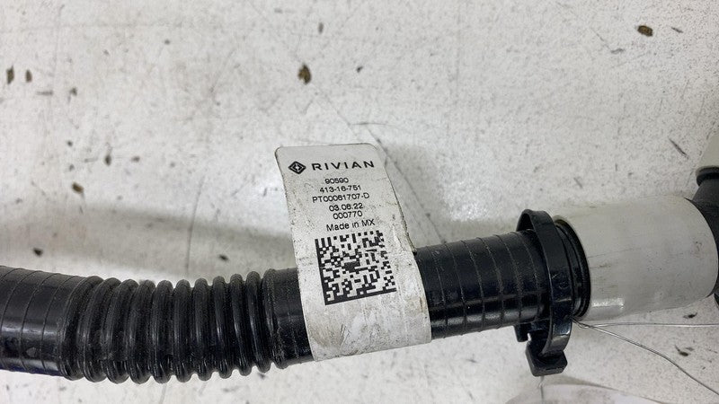 PT00061707D 2022-2024 Rivian R1T R1S Drive Unit Motor Engine Powertrain Pump Coolant Hose