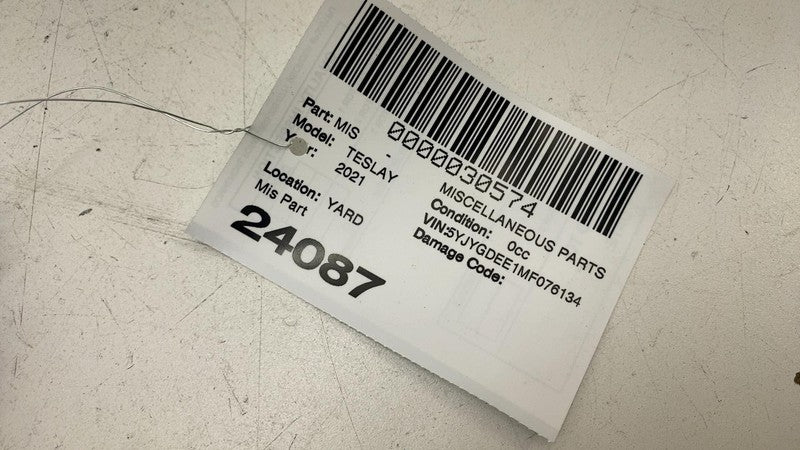⭕ 20-23 Tesla Model Y Right Low Voltage Electronic Control Module 1497