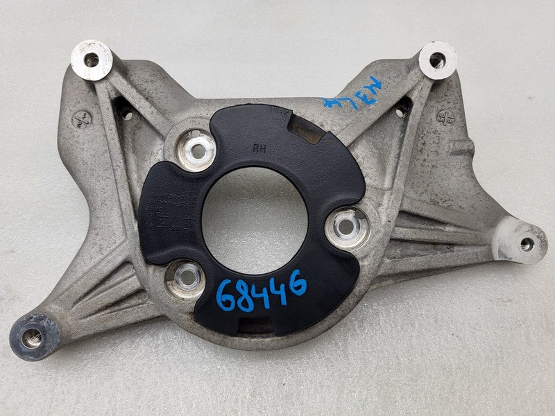 104403600B ⭕17-23 Model 3 Front Passenger Side Upper Strut Mount Bracket Right 1044036-00-B