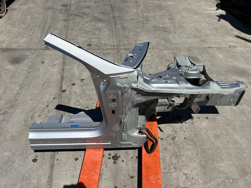 2012-2016 Tesla Model S Front Right Inner Fender Frame Horn Apron Stru