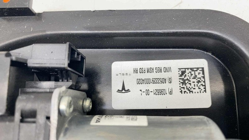 109662100L ⭕ 2017-2023 Tesla Model 3 Front Right Door Window Regulator & Motor 1096621-00-L