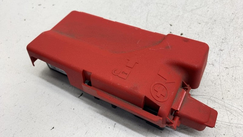 68260128AB ⭕ 2017-2024 Chrysler Pacifica Engine Compartment Fuse Relay Block Box 68260128AB