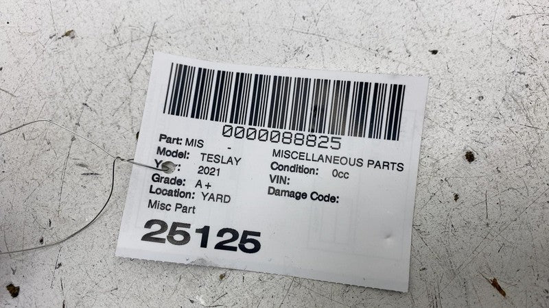 ⭕ 2020-2024 Tesla Model Y Front Right 1st Row Seat Belt & Retractor 14