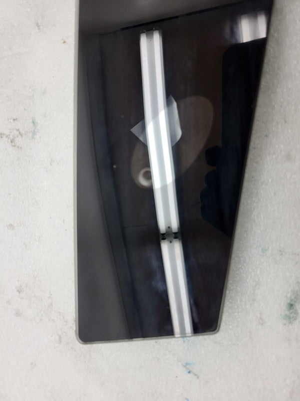 110043700C ⭕ 17-23 Model 3 Driver Side B-Pillar Applique Glass w/ Camera Left 1100437-00-C