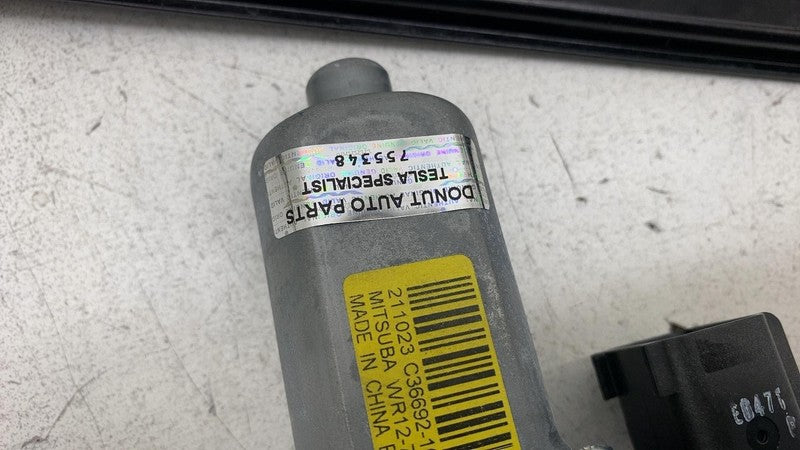 PT00009556-H ⭕ 22-24 Rivian R1T R1S Rear Left Door Window Regulator LH w/ Motor PT00009556-H