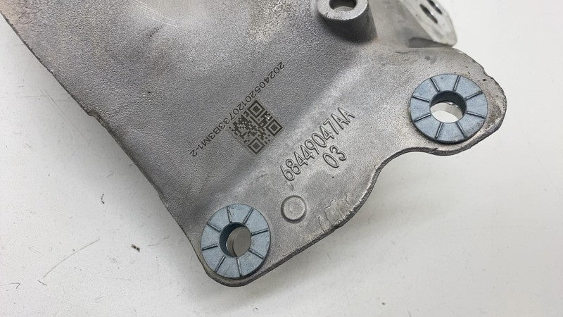 68449047AA ⭕ 2025 Ram 1500 Front Right Lower Engine Motor Mount Support Bracket 68449047AA