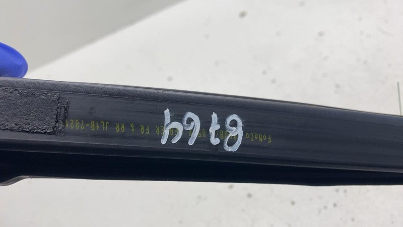 ⭕ 18-24 Navigator Front Right Door Window Glass Run Channel Seal JL1B-