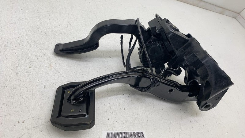 104469100D ⭕ 2017-2024 Model 3 Accelerator and Brake Foot Pedal w/ Switch Base 1044691-00-D