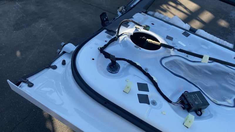 ⭕ 2018-2021 Lincoln Navigator Rear Passenger Side Door Shell Panel Whi