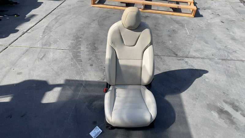 Front Seat TESLA X 22