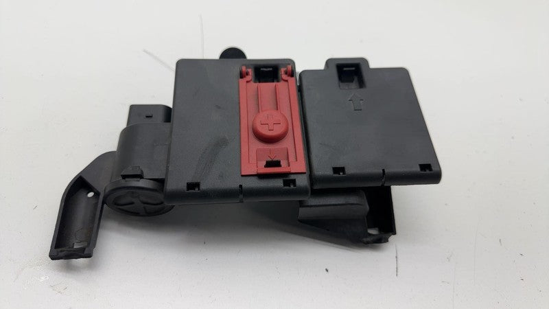 4M0 941 823 A ⭕ 18-24 Porsche Cayenne Positive Terminal Fuse Battery Junction Box 4M0941823A