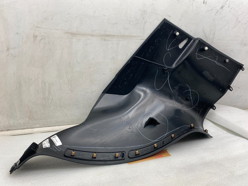 ⭕ 16-20 Model X Rear Right C-Pillar Lower Trunk Finisher (5-Seater) 10