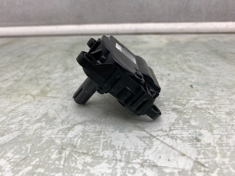 D332-CK8AA04 ⭕ 2012-2020 Tesla Model S MS X MX HVCC Heater Control Flap Motor Actuator Assy