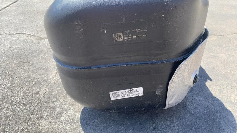 ⭕ 2025 Chevrolet Silverado 1500 Pickup 2.7L Crew Cab Fuel Tank OEM Ass