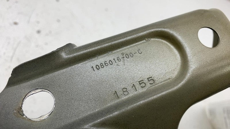 1086016 00 C 2017-2023 Tesla Model 3 M3 Front Passenger Side Fender Support Bracket Right RH