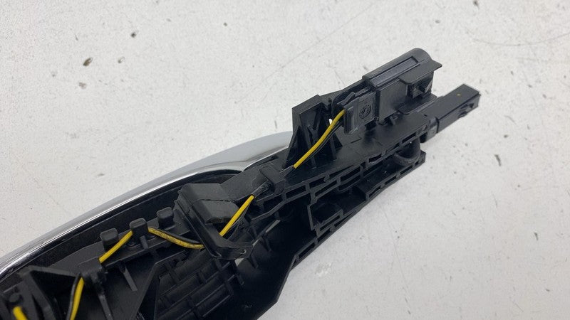 ⭕ 2017-2020 Maserati Levante Rear Passenger Side Exterior Door Handle 