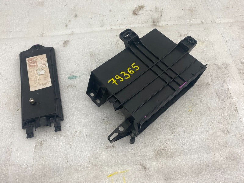 104704200F ⭕ 16-20 Model X MX Front Body Comfort Control Module Enclosure Box 1047042-00-F