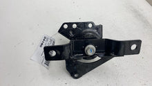 2013 2014 2015 2016 2017 2018 Ford C-Max Front Engine Mount w/ Bracket Assembly