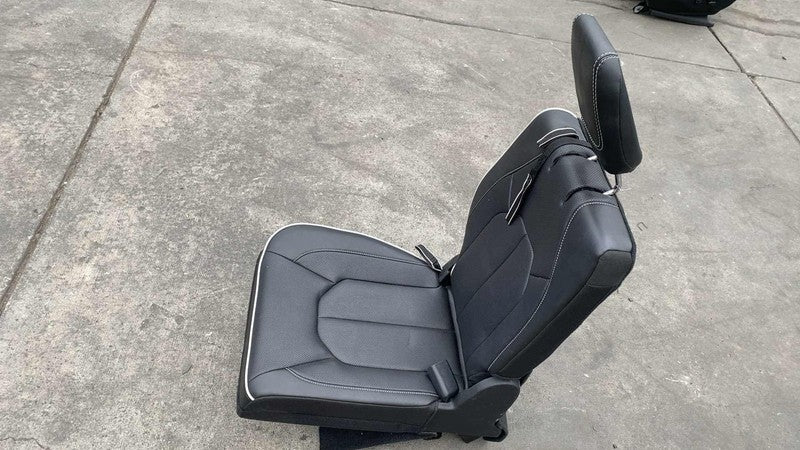 ⭕ 17-25 Chrysler Pacifica Rear Passenger Side 3rd Row Seat Cushion Black Right