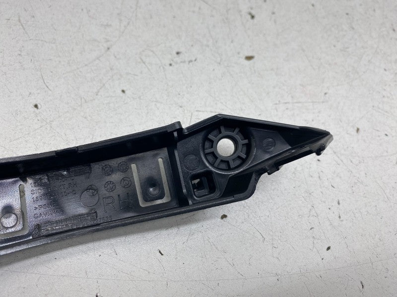 1983888-00-D ⭕ 25-26 Tesla Model Y Front Bumper Fascia Side Fender Bracket Right 1983888-00-D