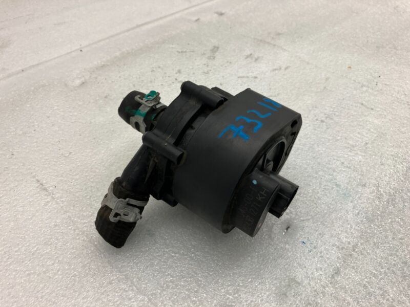 2016-2020 Tesla Model S X Cooling System Auxiliary Water Coolant Pump FWD Assy
