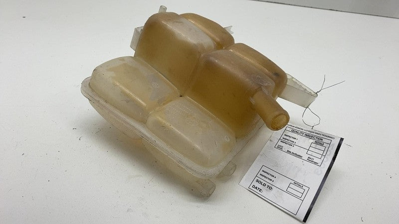 8V618K218AE 2013-2018 Ford C-Max Radiator Coolant Expansion Overflow Reservoir 8V61-8K218A-E