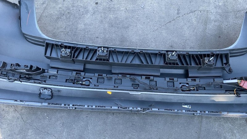 4KE807521 ⭕ 19-23 e-Tron Rear Bumper Cover w/ Park Sensors & Reflector Gray LZ7F 4KE807521