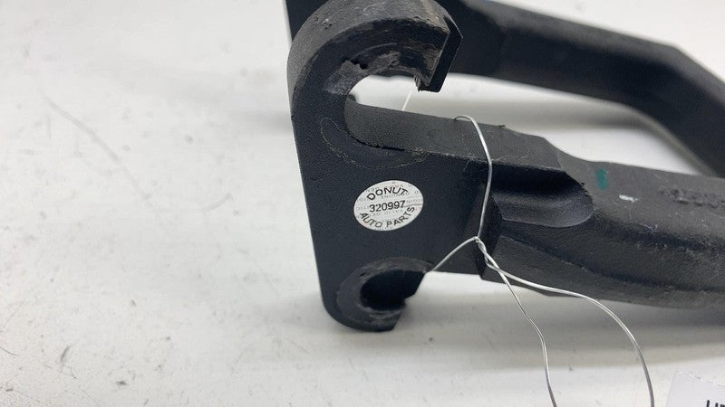 ⭕ 2024 Tesla Cybertruck Front Right Side Subframe Recovery Tow Hook 12