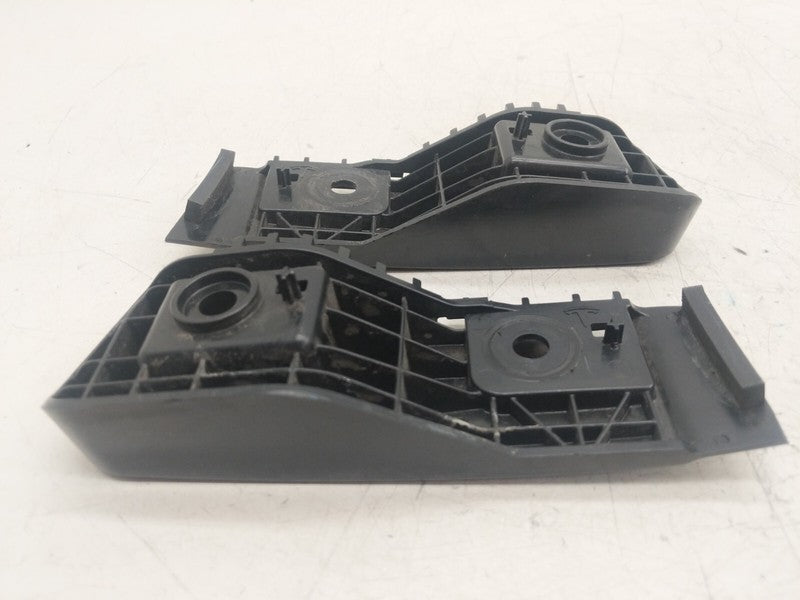 1083992 B0 B 17-23 Model 3 Rear Left/Right Bumper Taillight Bracket 1083992-B0-B/1083993-B0-B