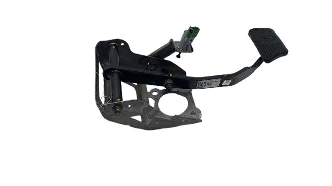 06700311040 ⭕ 2014-2021 Maserati Ghibli Front Driver Brake Stop Pedal w/ Bracket 06700311040