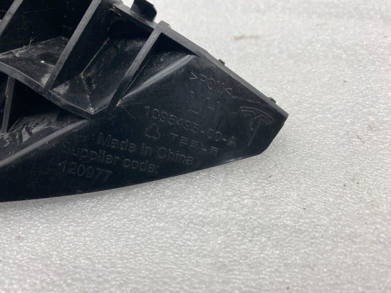 1095495-00-A ⭕ 12-20 Model S Front Left Bumper Fascia Fender Support Bracket LH 1095495-00-A