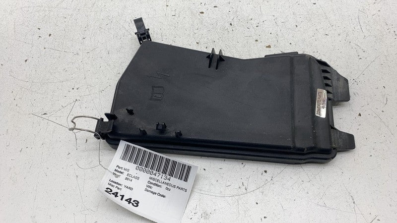 A 212 540 00 82 ⭕ 10-16 Benz E-Class E350 W212 Fuse Box Cover Panel Upper Housing A2125400082