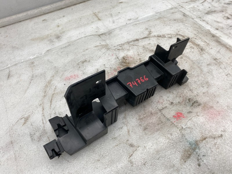 105971500D ⭕16-20 Model X MX Rear Driver Side 2nd Row Floor Panel Bracket Left 1059715-00-D