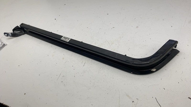 ⭕ 2017-2025 Chrysler Pacifica Rear Right Slide Door Center Roller Track Rail RH