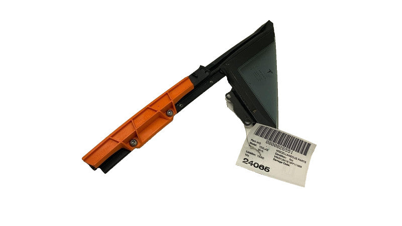 ⭕ 12-20 Tesla Model S Front Right Door Window Corner Vent Quarter Glas