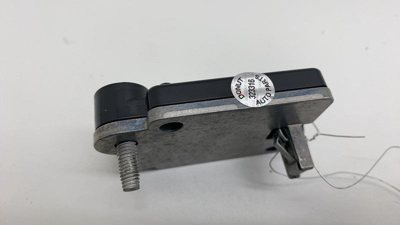 1607917 00 E 2016-2024 Tesla Model S X Y 3 Interior Distance Radar Sensor Control Module Unit