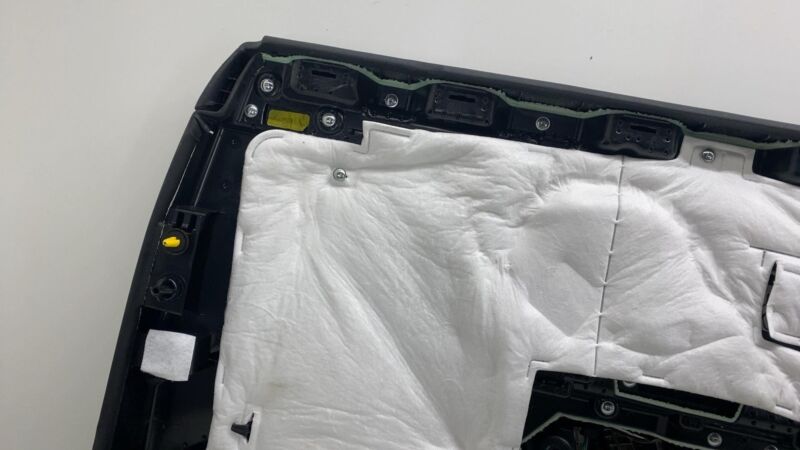 ⭕ 2022-2024 Rivian R1T R1S Front Driver Side Door Trim Panel Cover Left LH Black