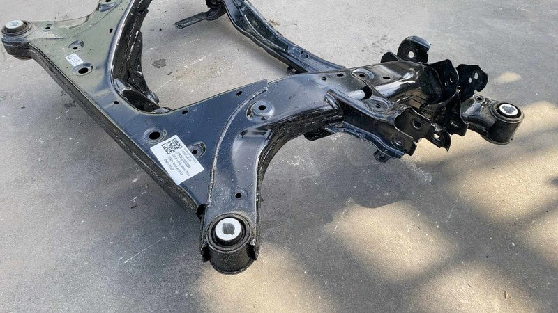 Crossmember/cradle/undercarria TESLA MODEL 3 23
