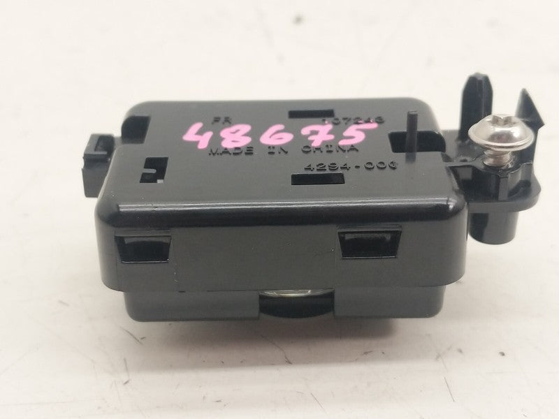 1-INJ-1059-000 ⭕2016-2020 Tesla Model S Interior Roof Dome Lamp Courtesy Reading Map Light Assy