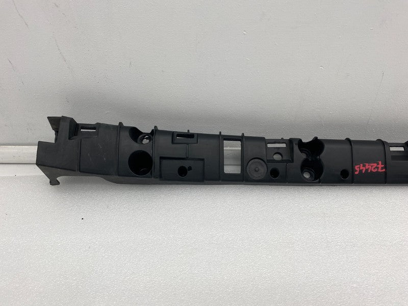 104669100B ⭕ 2016-2023 Tesla Model X  Rocker Carrier Panel Trim Bracket Right 1046691-00-B